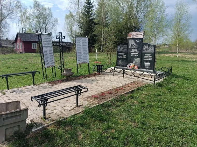 В Приволжском муниципальном районе проходит благоустройство воинских мемориалов, братских захоронений и обелисков..